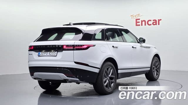 Land Rover Range Rover Velar 2026 — ფოტო 2/20