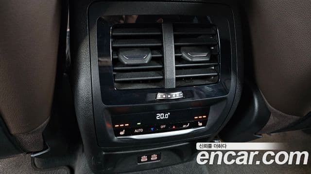 BMW X4 2021 — Şəkil 19/20