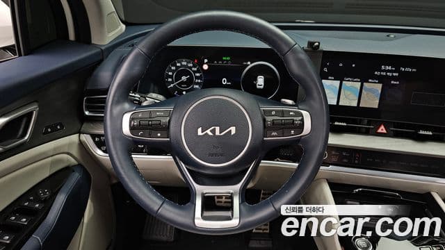 Kia Sportage 2024 — Фото 13/20
