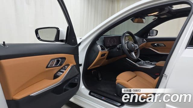 BMW 3 Series 2024 — Photo 20/31