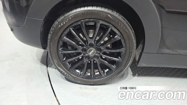 Mini Cooper D Clubman 2020 — ფოტო 5/20