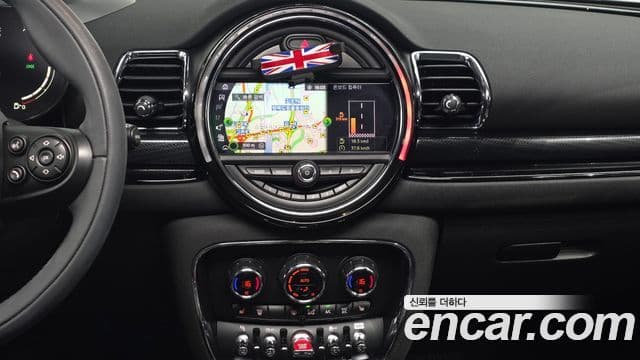 Mini Cooper D Clubman 2020 — ფოტო 13/20