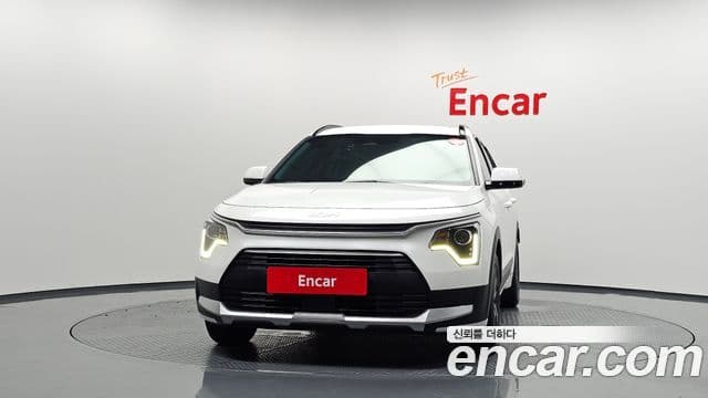 Kia Niro 2022 — ფოტო 3/20
