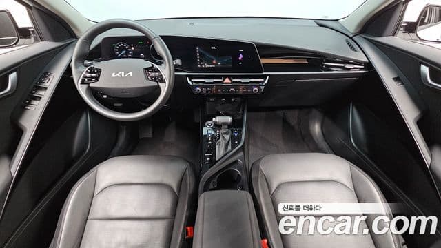 Kia Niro 2022 — ფოტო 7/20