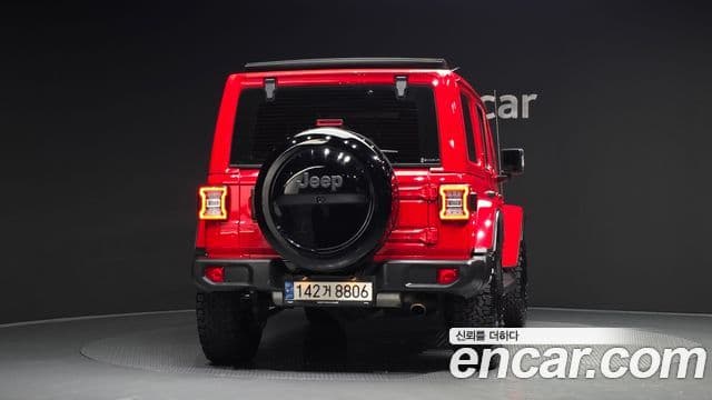 Jeep Wrangler 2021 — ფოტო 4/20