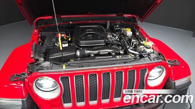 Jeep Wrangler 2021 — ფოტო 6/20