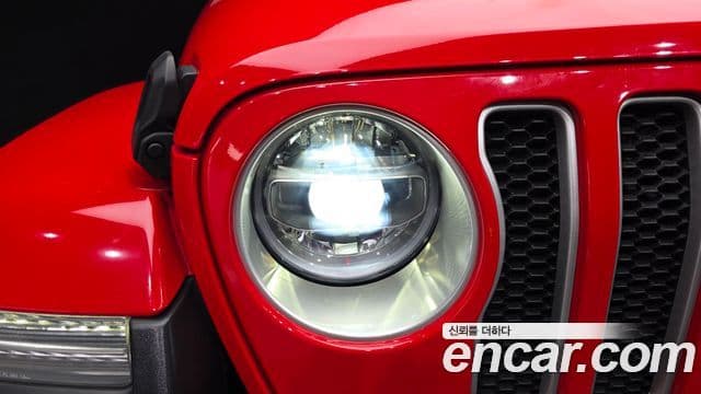 Jeep Wrangler 2021 — Photo 17/30