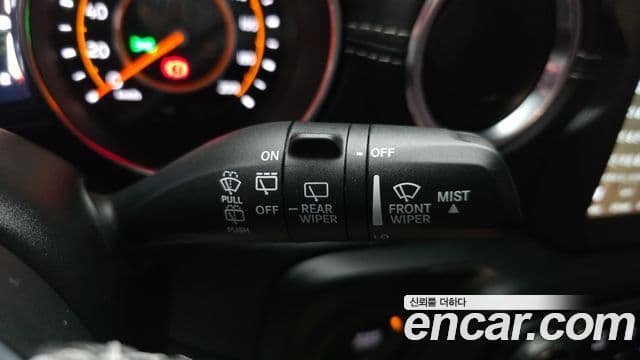 Jeep Wrangler 2021 — Photo 27/30