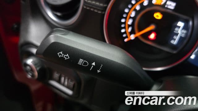 Jeep Wrangler 2021 — Photo 28/30