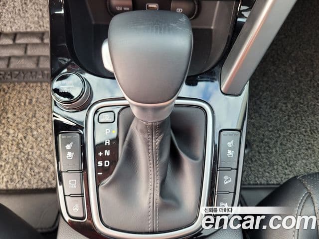 Kia Seltos 2020 — ფოტო 7/16