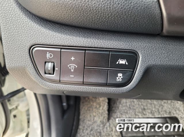Kia Seltos 2020 — ფოტო 10/16