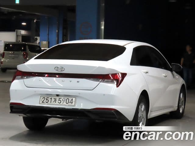 Hyundai Avante 2021 — ფოტო 1/20