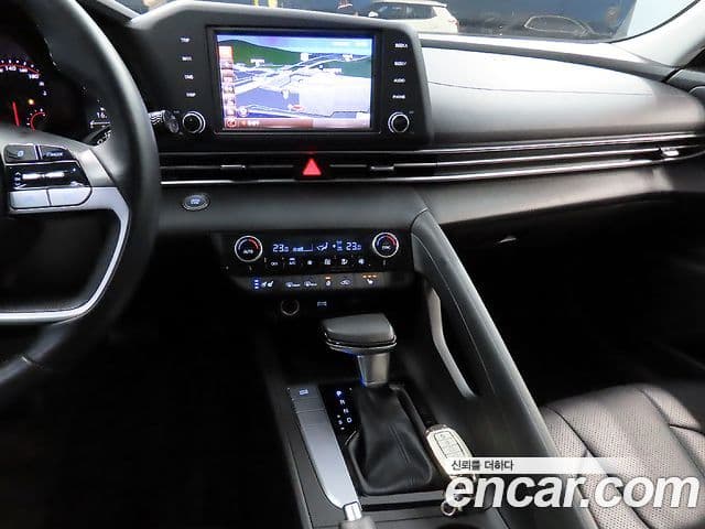 Hyundai Avante 2021 — ფოტო 10/20
