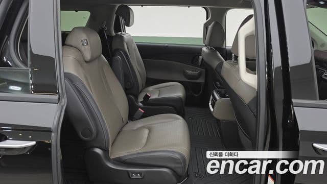 Kia Carnival 2024 — ფოტო 11/20