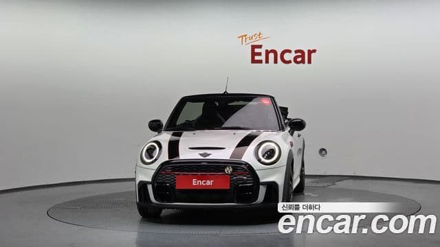 Mini Cooper S Convertible 2024 — ფოტო 2/20