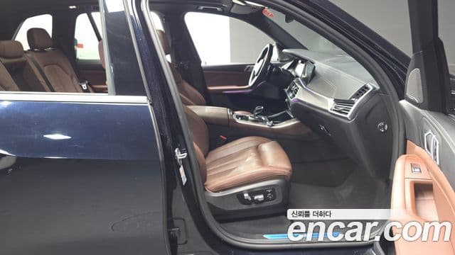 BMW X5 2021 — ფოტო 10/20