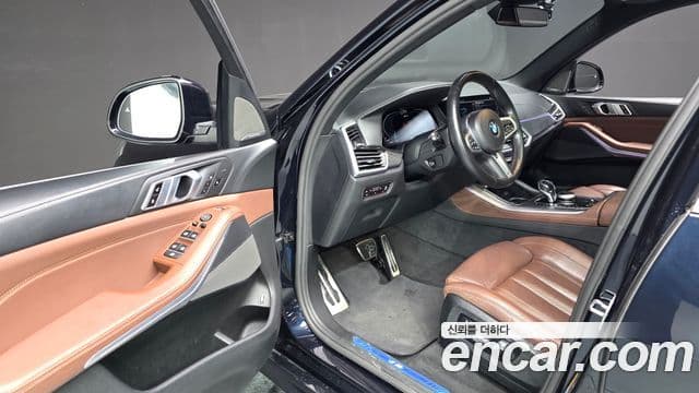 BMW X5 2021 — ფოტო 11/20