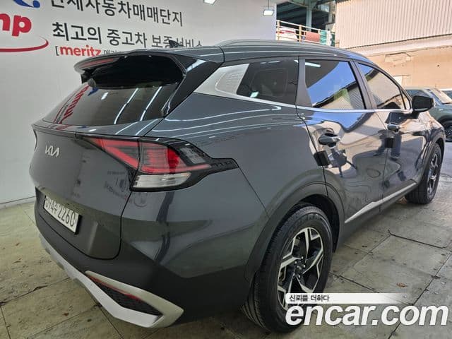 Kia Sportage 2021 — ფოტო 3/16