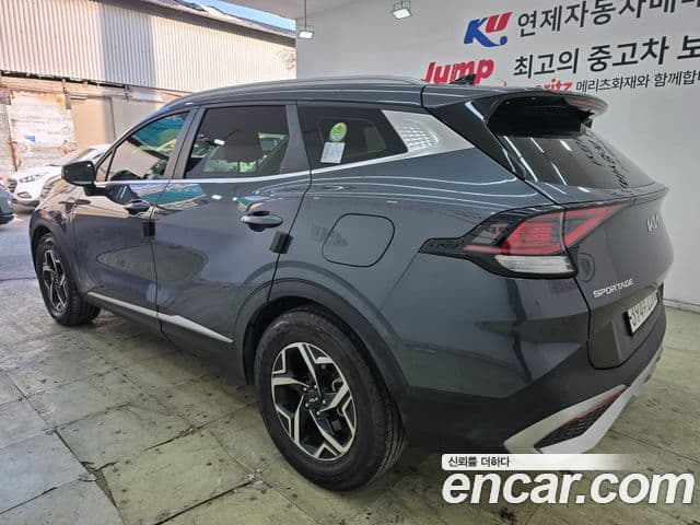 Kia Sportage 2021 — ფოტო 5/16