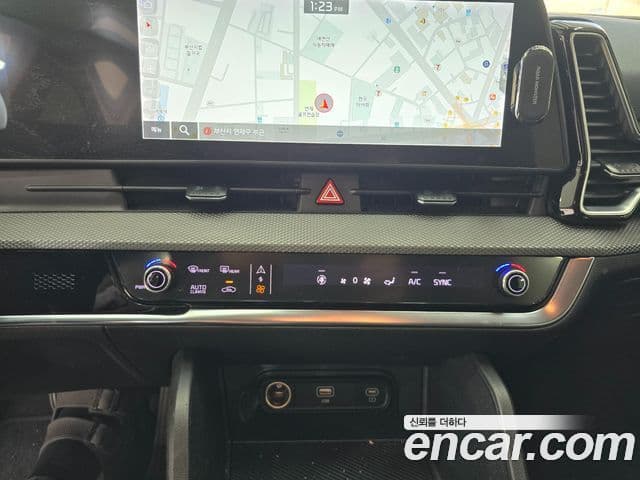 Kia Sportage 2021 — ფოტო 9/16