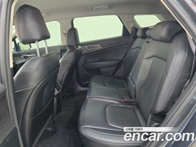 Kia Sportage 2021 — ფოტო 14/16
