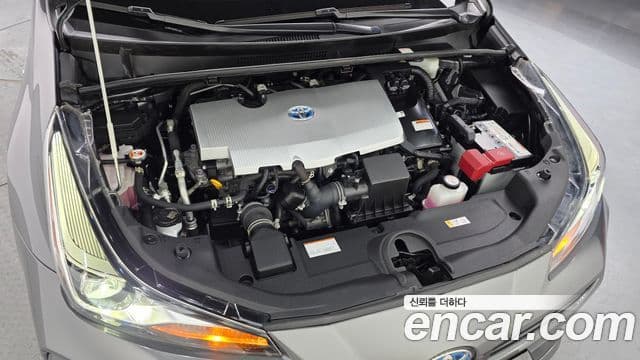 Toyota Prius 2021 — Şəkil 6/20