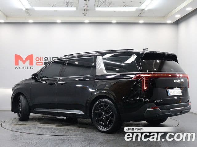 Kia Carnival 2024 — ფოტო 3/20
