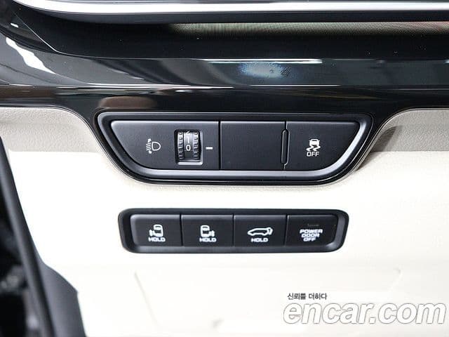 Kia Carnival 2024 — ფოტო 11/20