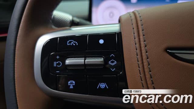 Genesis GV70 2024 — ფოტო 22/32