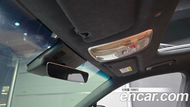 Genesis GV70 2024 — ფოტო 11/32