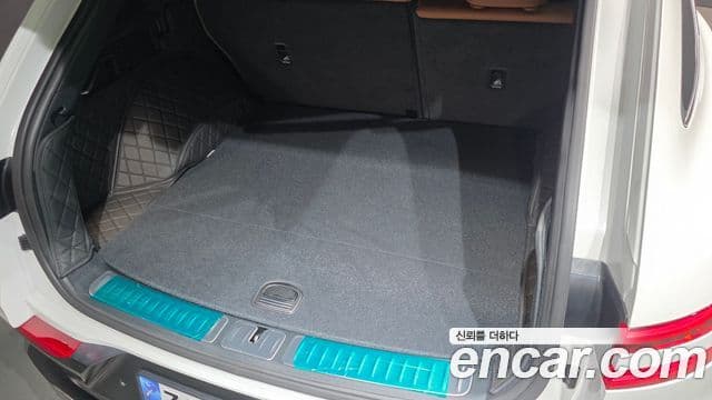 Genesis GV70 2024 — ფოტო 26/32