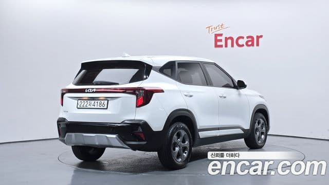 Kia Seltos 2022 — Şəkil 1/20