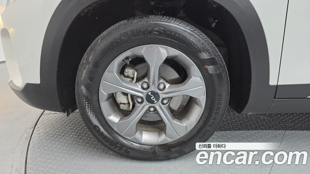 Kia Seltos 2022 — Şəkil 4/20