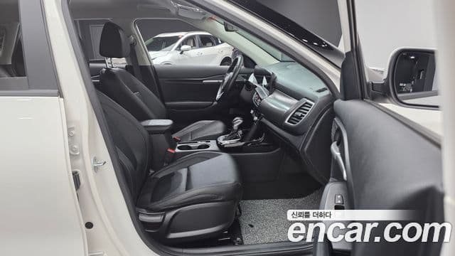 Kia Seltos 2022 — Şəkil 11/20