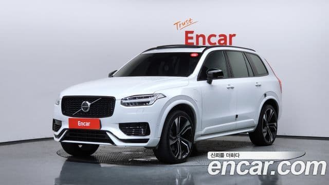 Volvo XC90 2021 — ფოტო 1/20