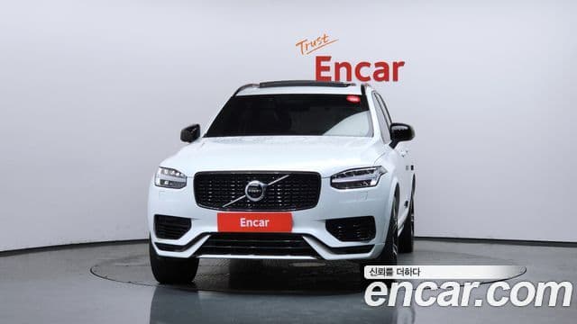 Volvo XC90 2021 — ფოტო 3/20