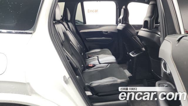 Volvo XC90 2021 — ფოტო 11/20