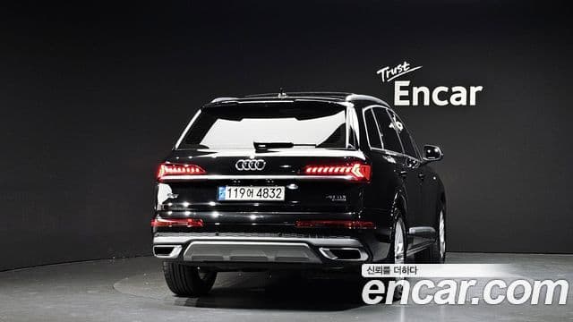 Audi Q7 2022 — Şəkil 4/20