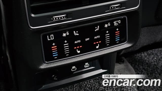 Audi Q7 2022 — ფოტო 2/32