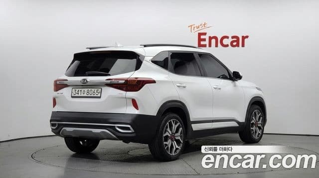 Kia Seltos 2019 — Şəkil 2/20