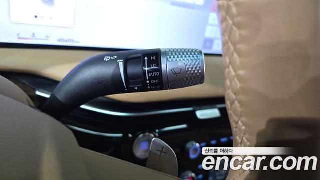 Genesis Electrified G80 2024 — Şəkil 19/20