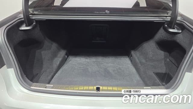 BMW 7 Series 2021 — Şəkil 19/20