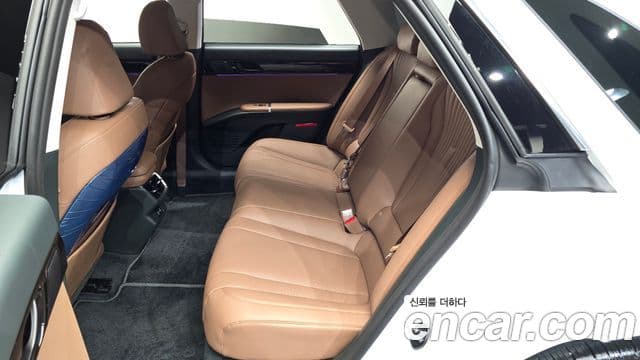 Hyundai Grandeur Hybrid 2025 — ფოტო 17/30