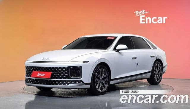 Hyundai Grandeur Hybrid 2025 — ფოტო 8/30
