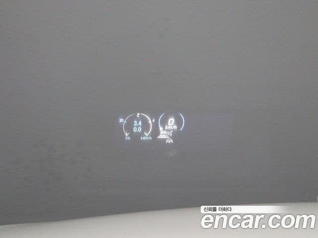 Mercedes-Benz E-Class 2023 — ფოტო 6/20