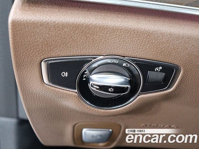 Mercedes-Benz E-Class 2023 — ფოტო 9/20