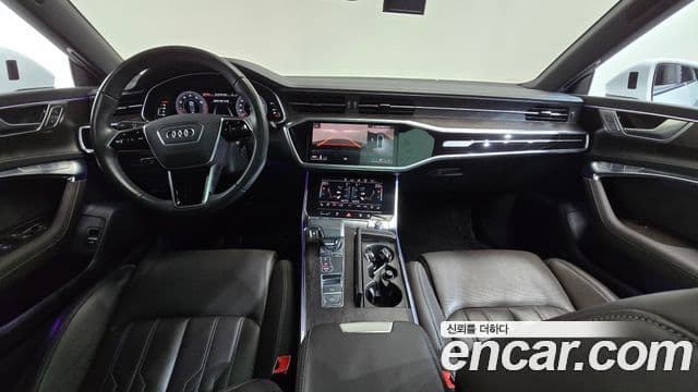 Audi A7 2020 — ფოტო 6/20