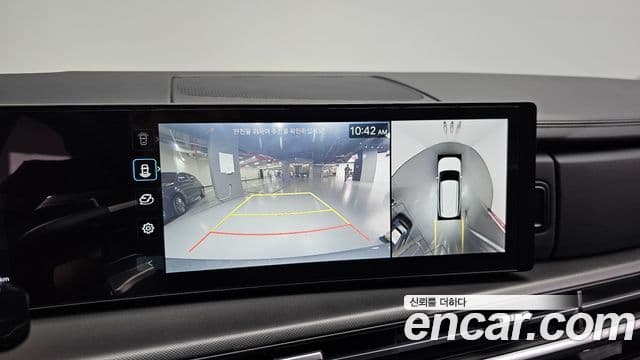 Hyundai Santa Fe 2023 — Фото 18/20