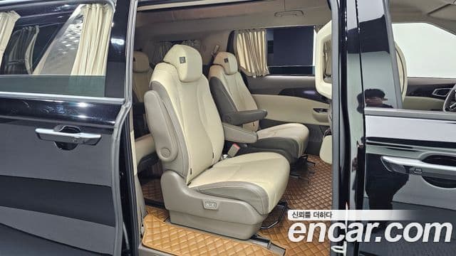Kia Carnival 2022 — Şəkil 11/20