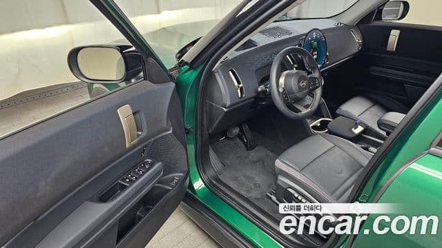 Mini Cooper S Countryman 2024 — ფოტო 10/20